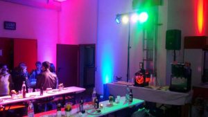 Geburtstagsparty mit LED Lichteffekten und Floorspots