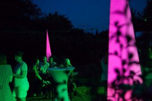 Gartenparty mit Aircones, LED Lichteffekten und Lichttechnik
