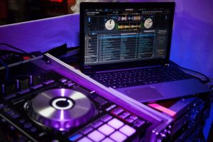 DJ-Equipment-mieten.jpg