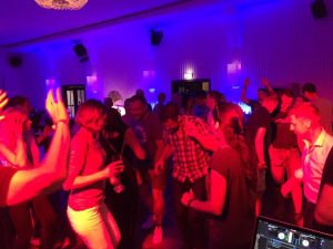 DJ-fuer-Weihnachtsfeier.jpg