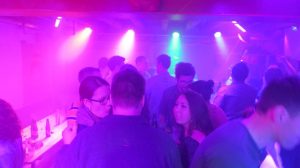 Geburtstagsfeier mit Partybeleuchtung und Lichteffekten zum Mieten