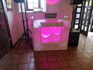 Musikanlage-mieten-DJ-1.jpg